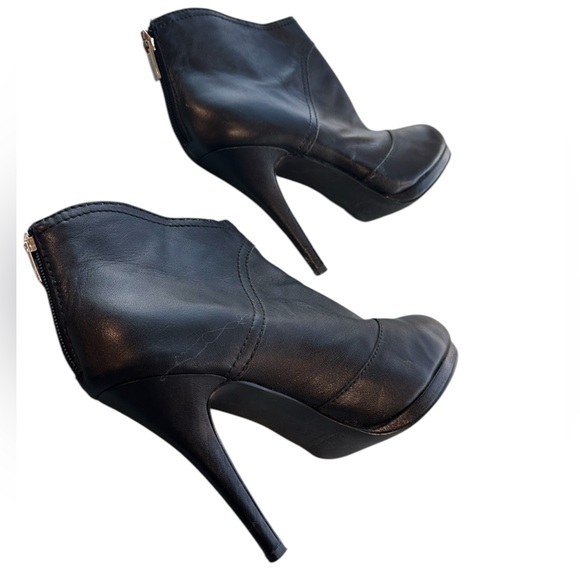Colin Stuart Black Leather high heel booties, 4” heel, size 7 - Picture 13 of 15